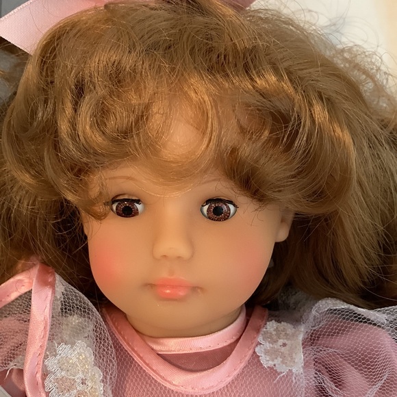 LISSI DOLL LENA LIMITED EDITION VINTAGE German doll. - Picture 2 of 10
